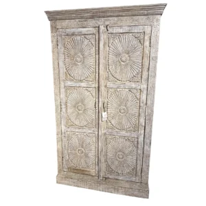 Armario de madera Beige Tallado - madera en beige - Kambora Colombia